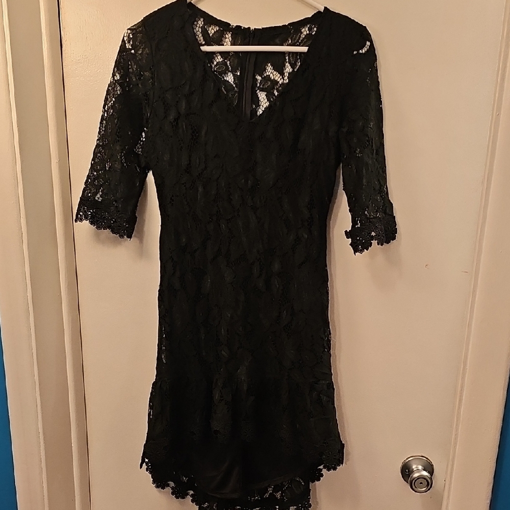 Elegant Black Lace Dress